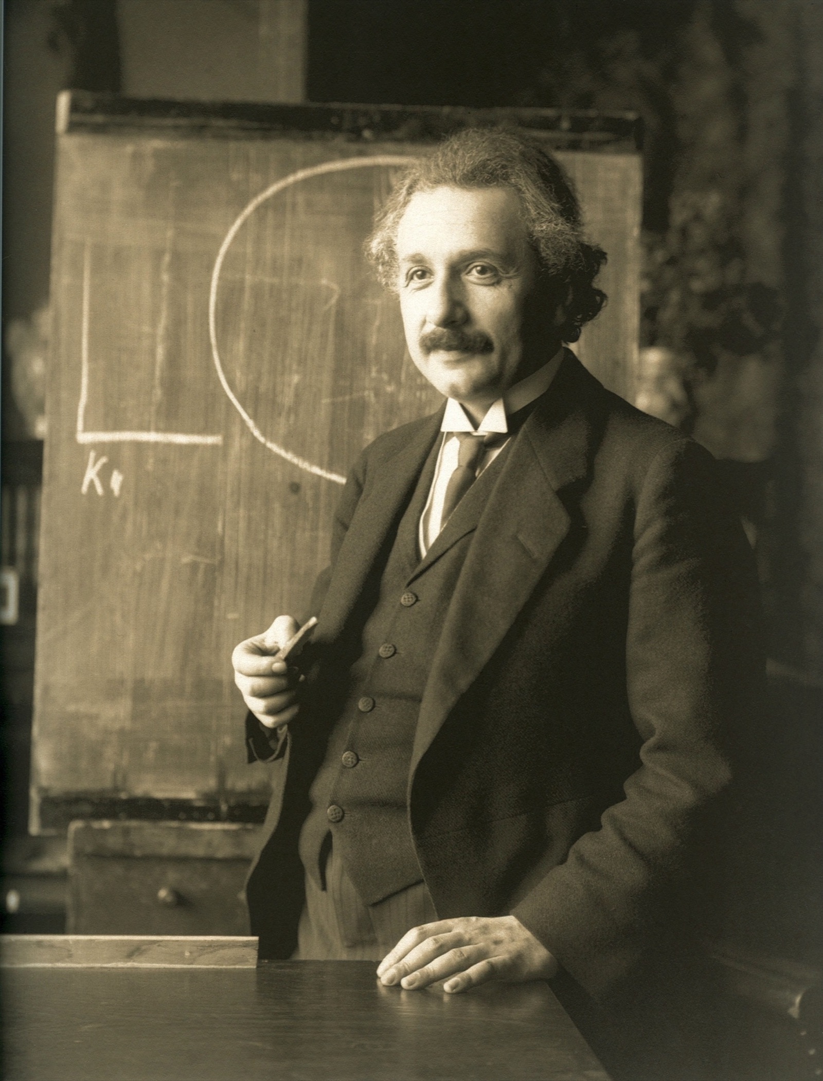 Albert Einstein durante una conferencia en Viena (Austria), en 1921.