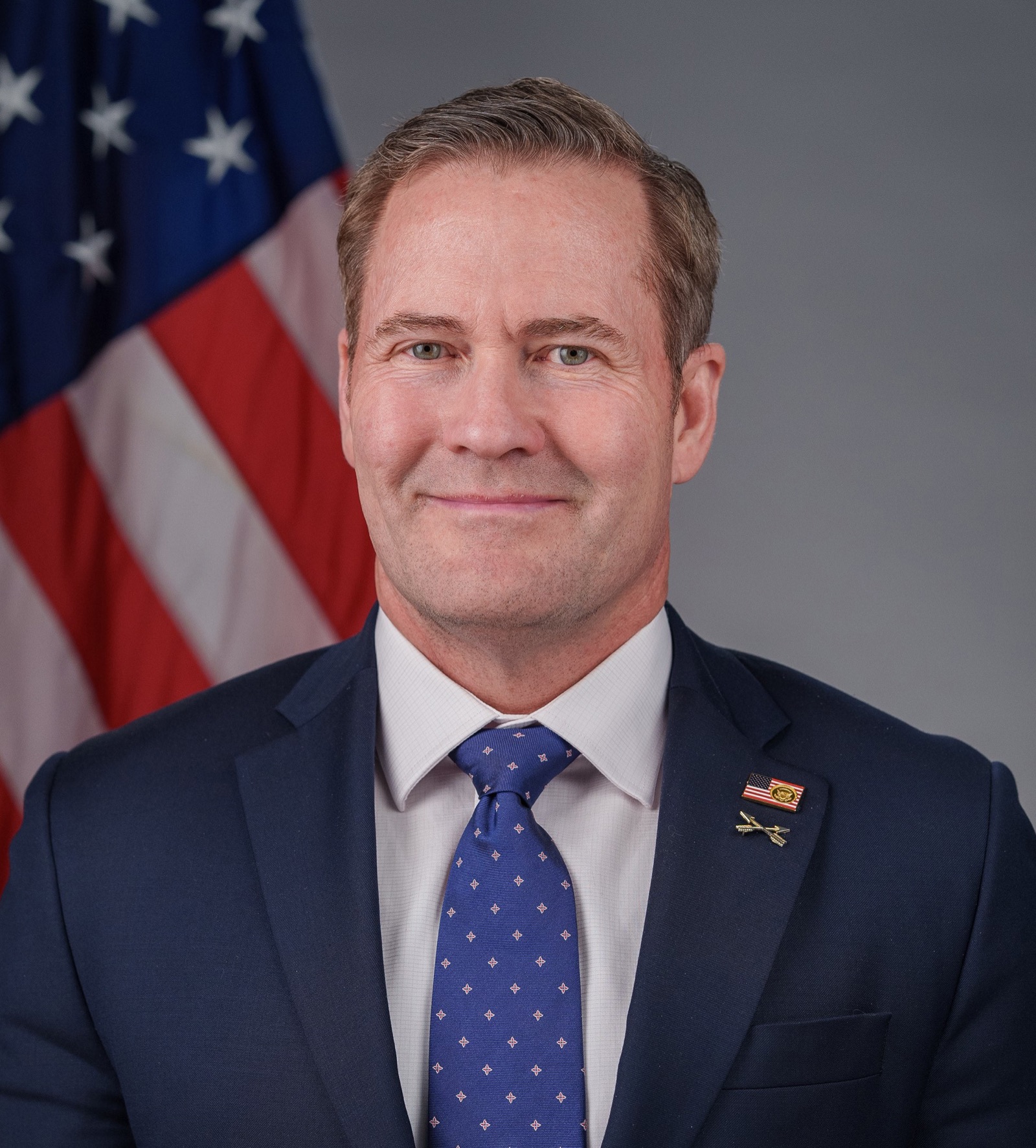 Retrato oficial de Mike Waltz como embajador de Estados Unidos ante la ONU.