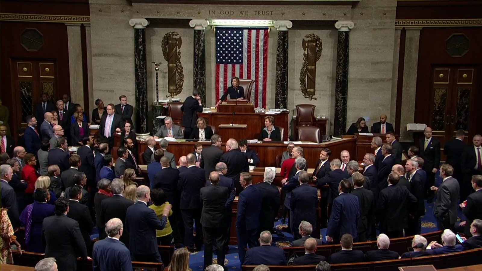 La Cámara de Representantes vota los artículos de acusación contra Donald Trump, el 18 de diciembre de 2019, en Washington.