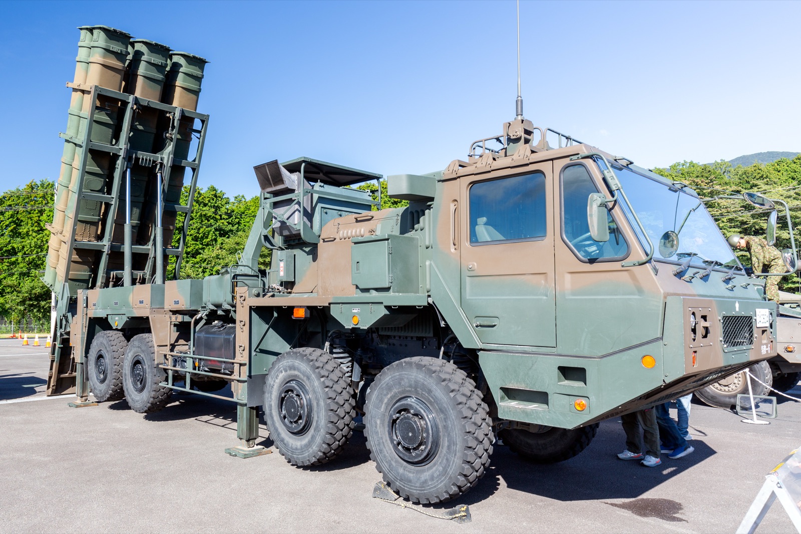 Un lanzador del misil Tipo 12, el modelo anterior al Tipo 25, en una exhibición de la Fuerza Terrestre de Autodefensa de Japón en Fuji (2024).