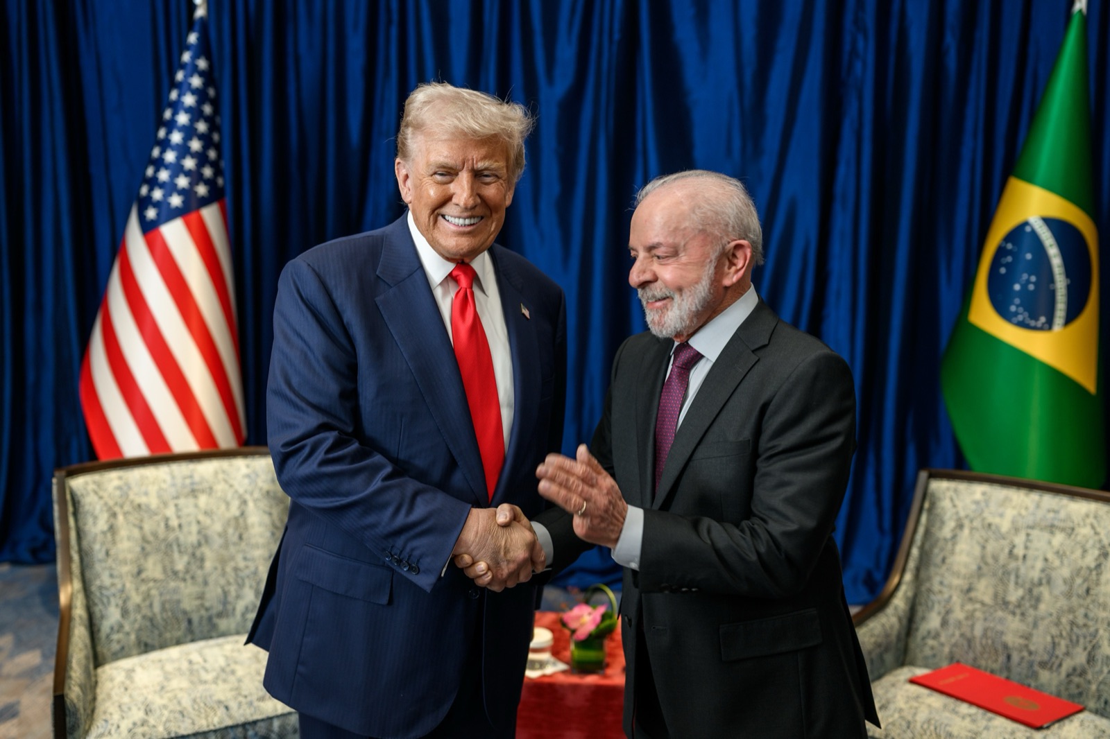 Donald Trump y Lula da Silva durante su reunión en la cumbre de la ASEAN en Kuala Lumpur, en octubre de 2025.