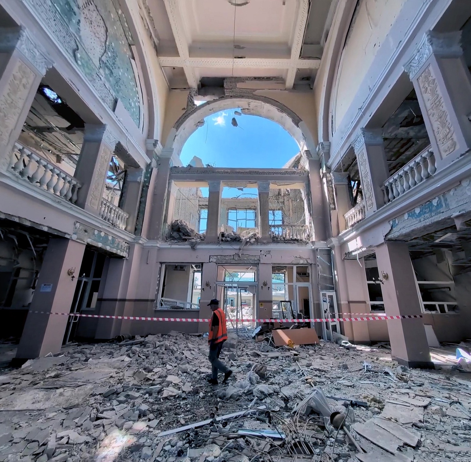 La estación de trenes de Lozova tras un ataque ruso con drones en agosto de 2025 (imagen de archivo).