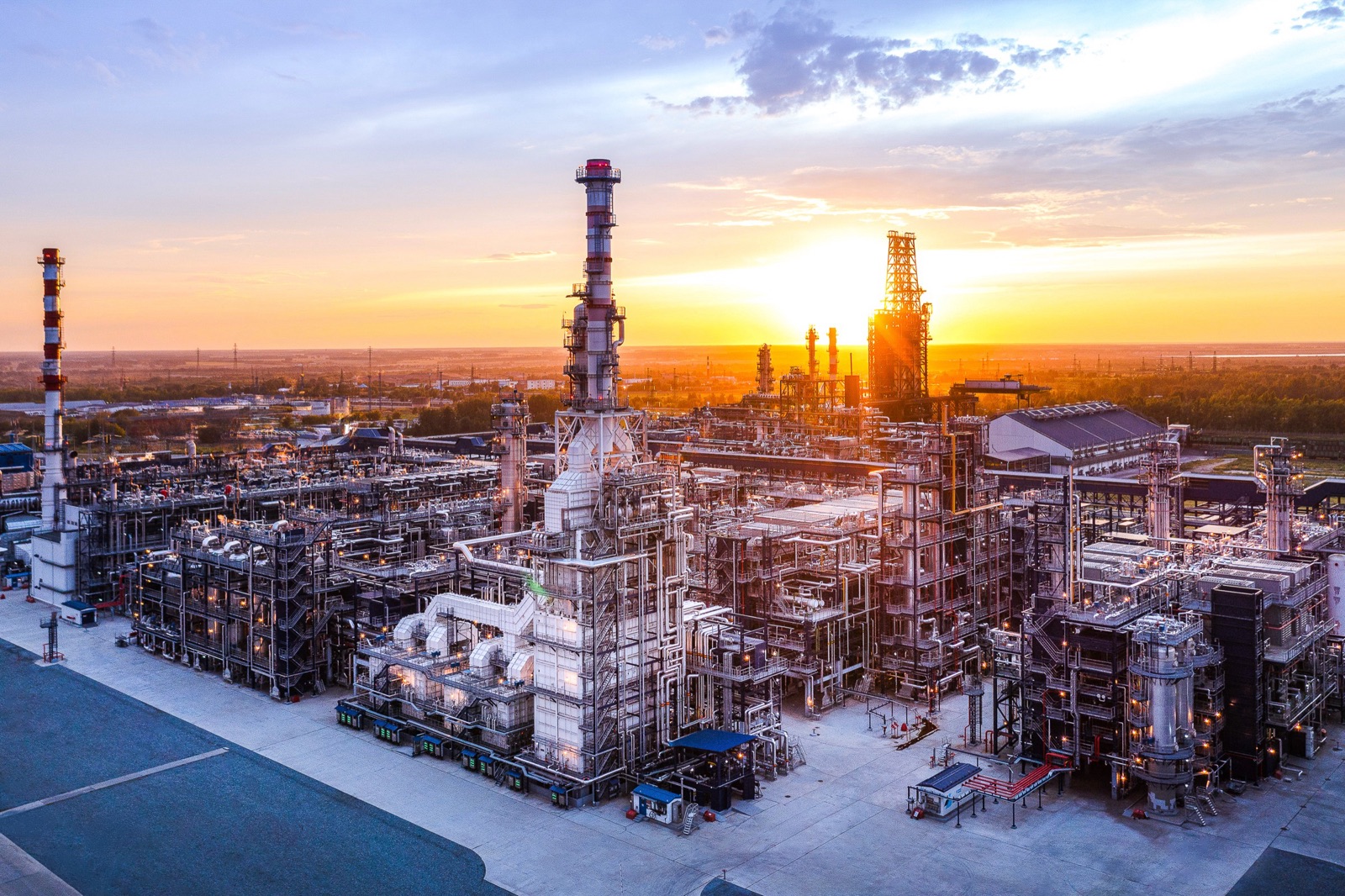 Refinería de Gazprom Neft en Omsk, situada en la misma zona industrial que fue atacada (foto de archivo).