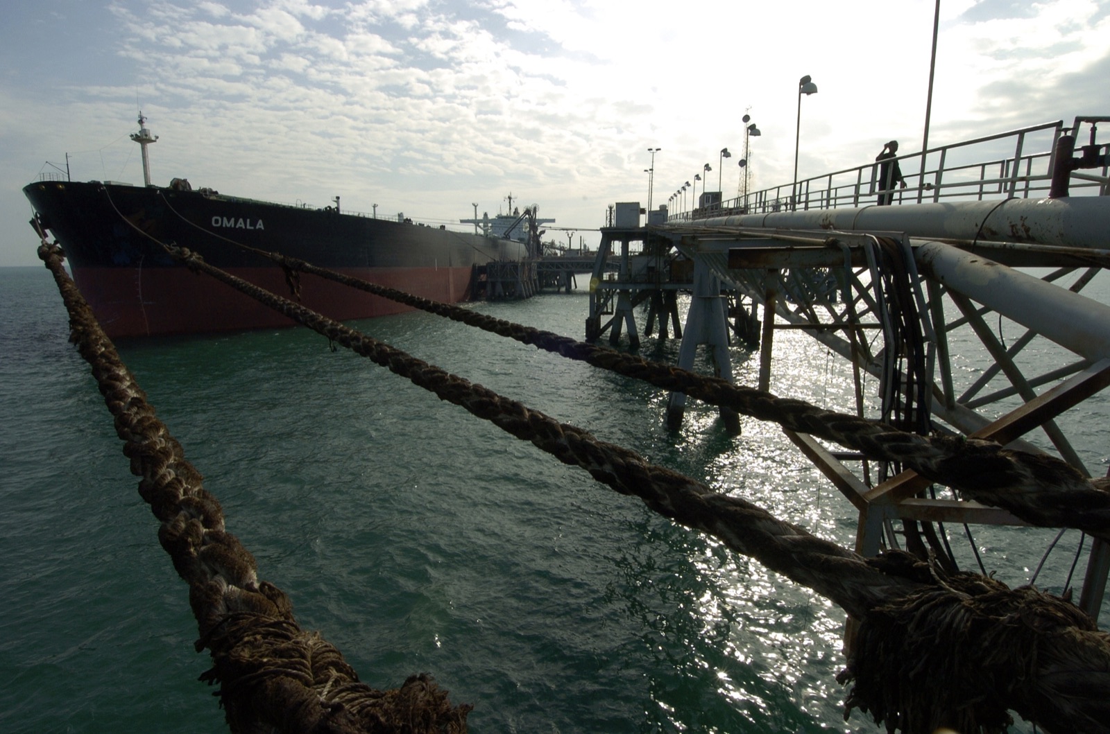 Un petrolero en el golfo Pérsico. Foto de archivo de 2004: no es el barco atacado.