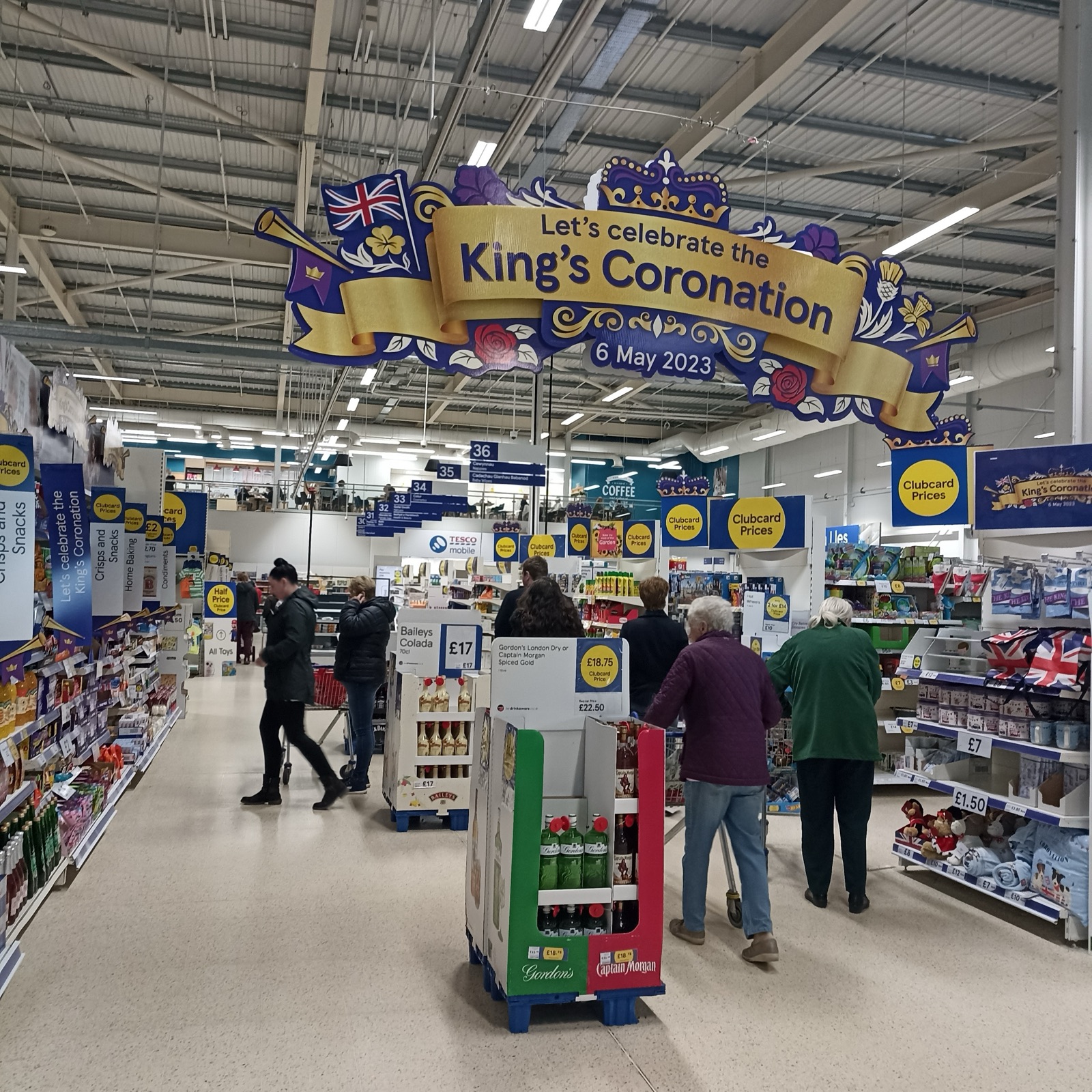 Interior de un supermercado en Bangor (Gales), en una imagen de 2023.