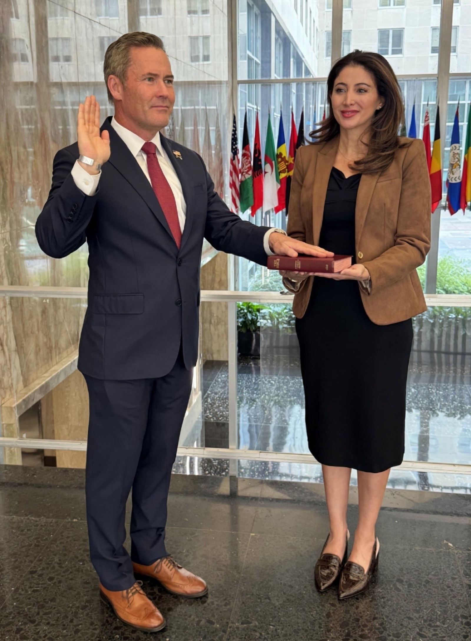 Mike Waltz en su juramentación como embajador de Estados Unidos ante la ONU, en septiembre de 2025.